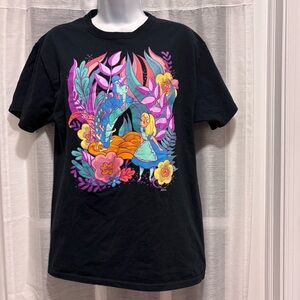 Fruit of the Loom Alice in Wonderland Black Graphic T-Shirt Women’s Medium